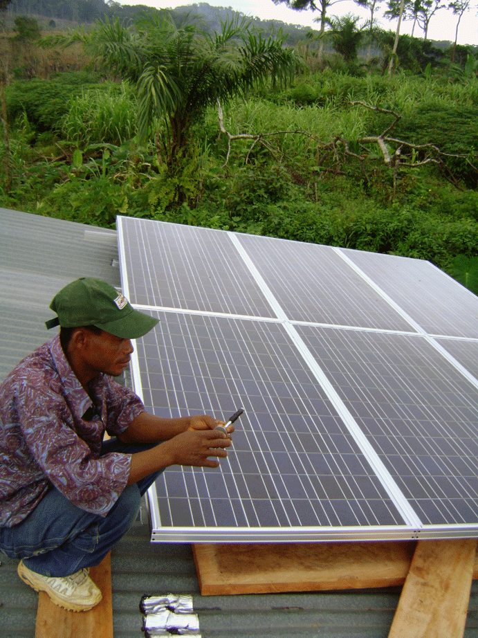 Rooftop-Solar-panel-system-in-africa